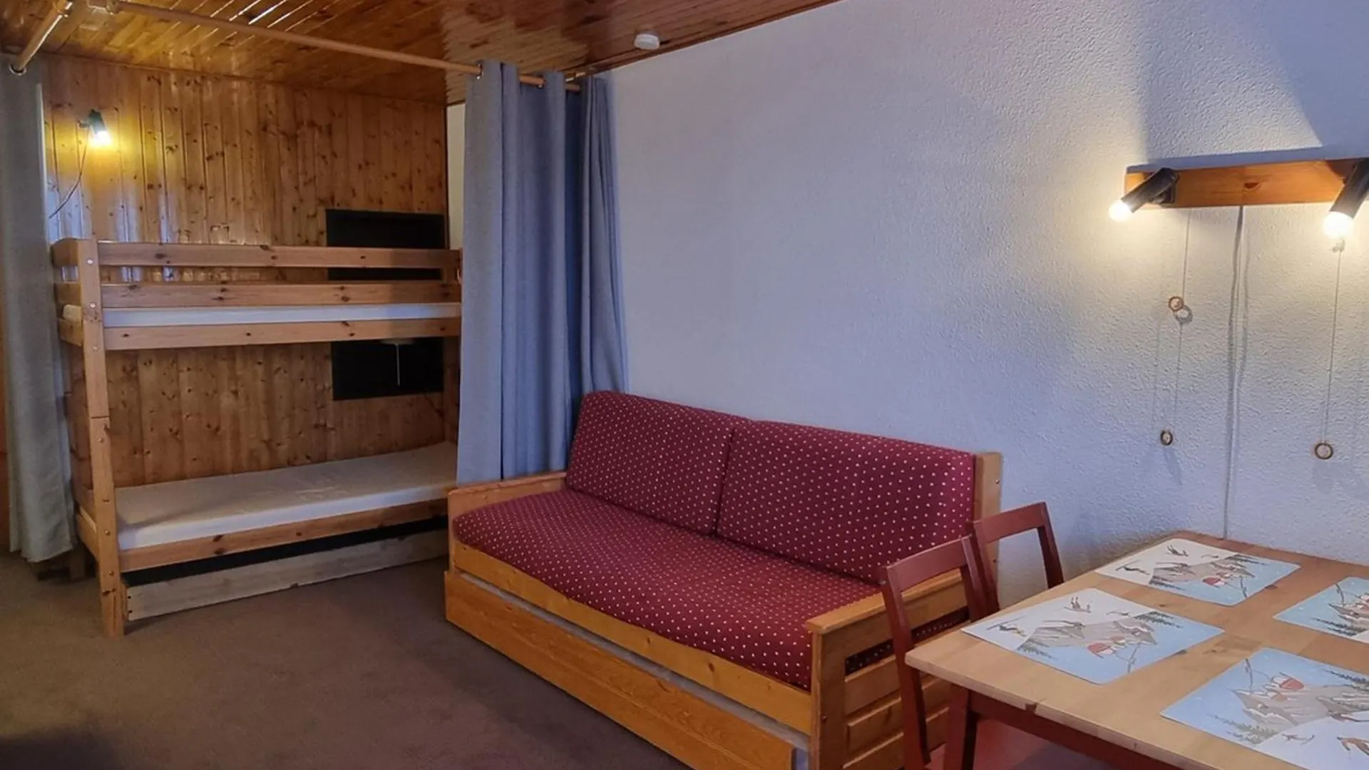 Studio Fonctionnel Avec Acces Direct Aux Pistes - Fr-1-181-2605 La Plagne Apartment